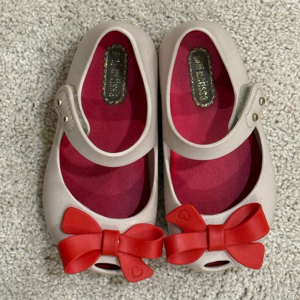 Mini Melissa Kids' Shoes with Cream and Red Bow